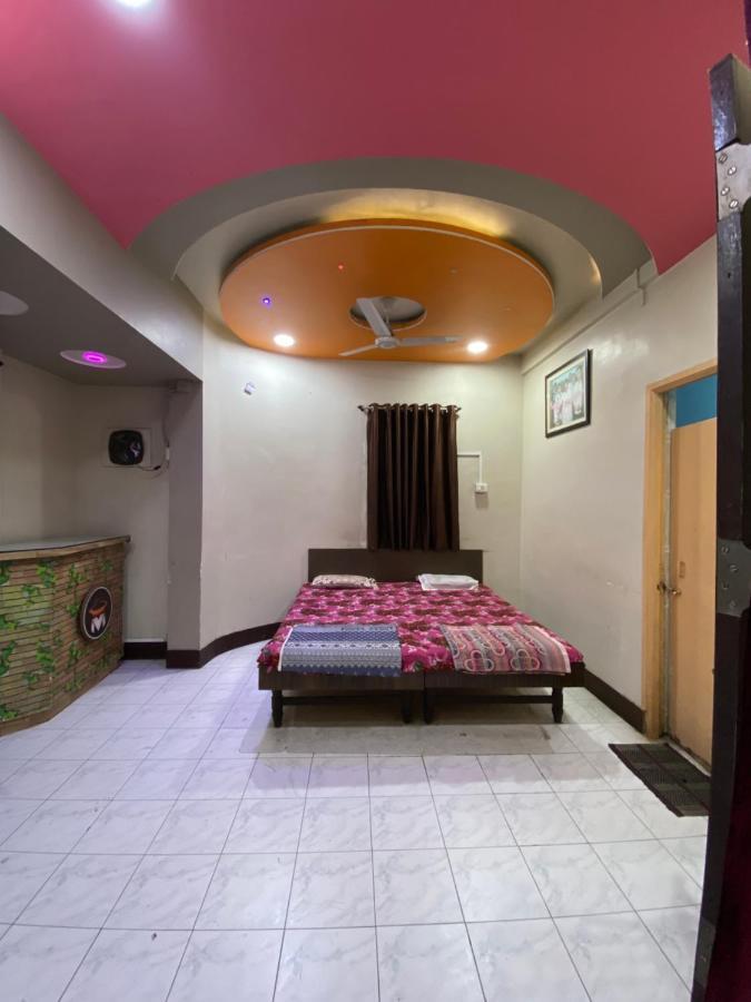 Muktai Lodge Solapur Exterior photo