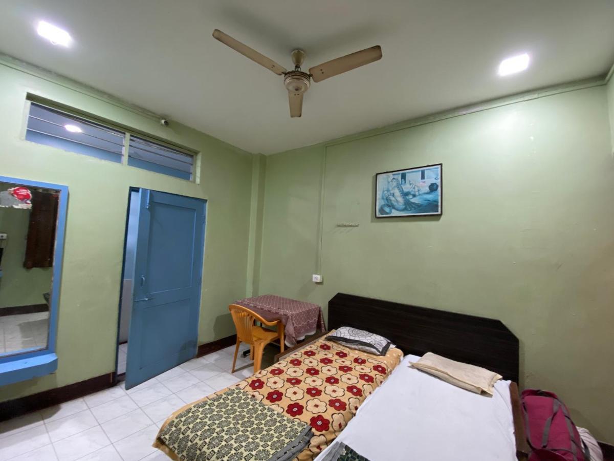 Muktai Lodge Solapur Exterior photo